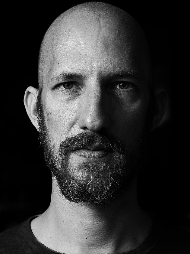 Portrait, schwarz weiß, Konstantin Landuris