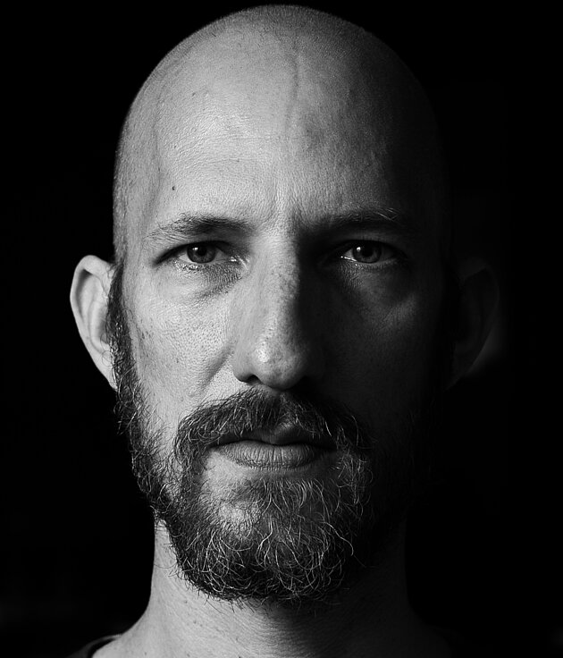 Portrait, schwarz weiß, Konstantin Landuris