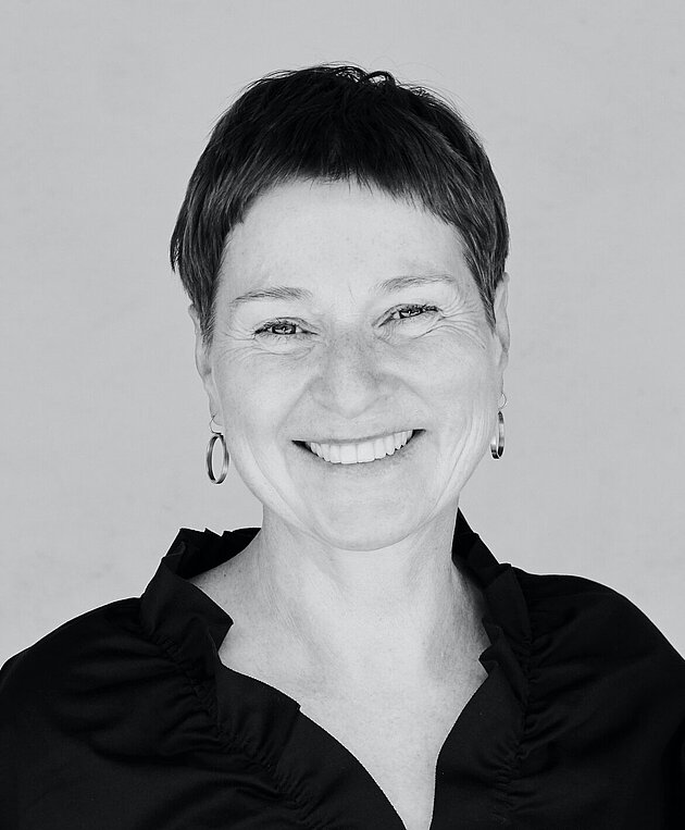 Portrait, schwarz weiß Simone Nickl